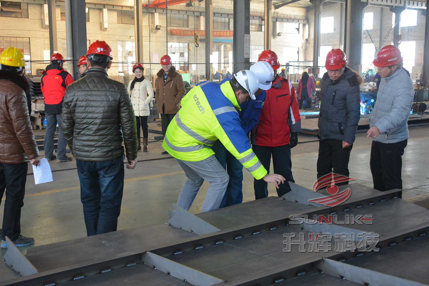 低壓長(zhǎng)袋脈沖除塵器